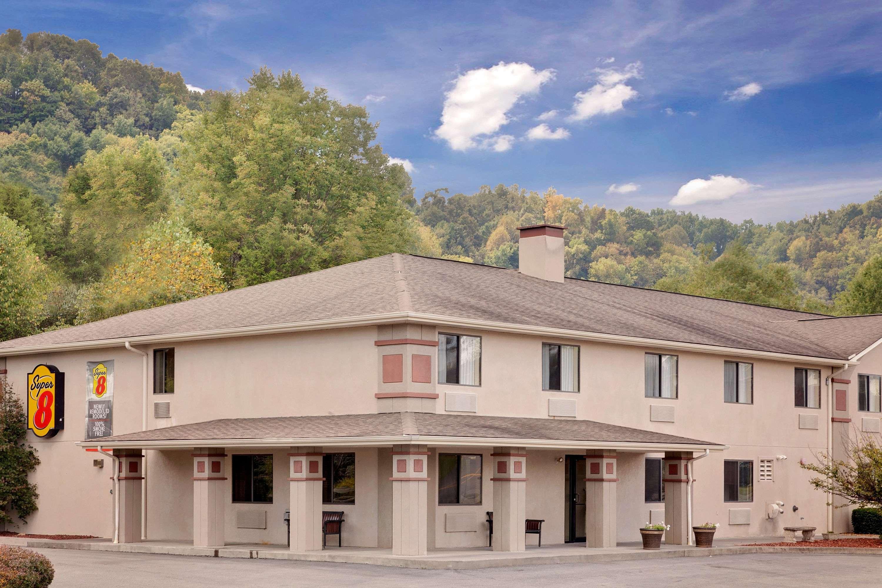Hotel Super 8 By Wyndham Lebanon Extérieur photo